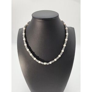 Vintage signed Carolee silver tone‎ faux pearl necklace